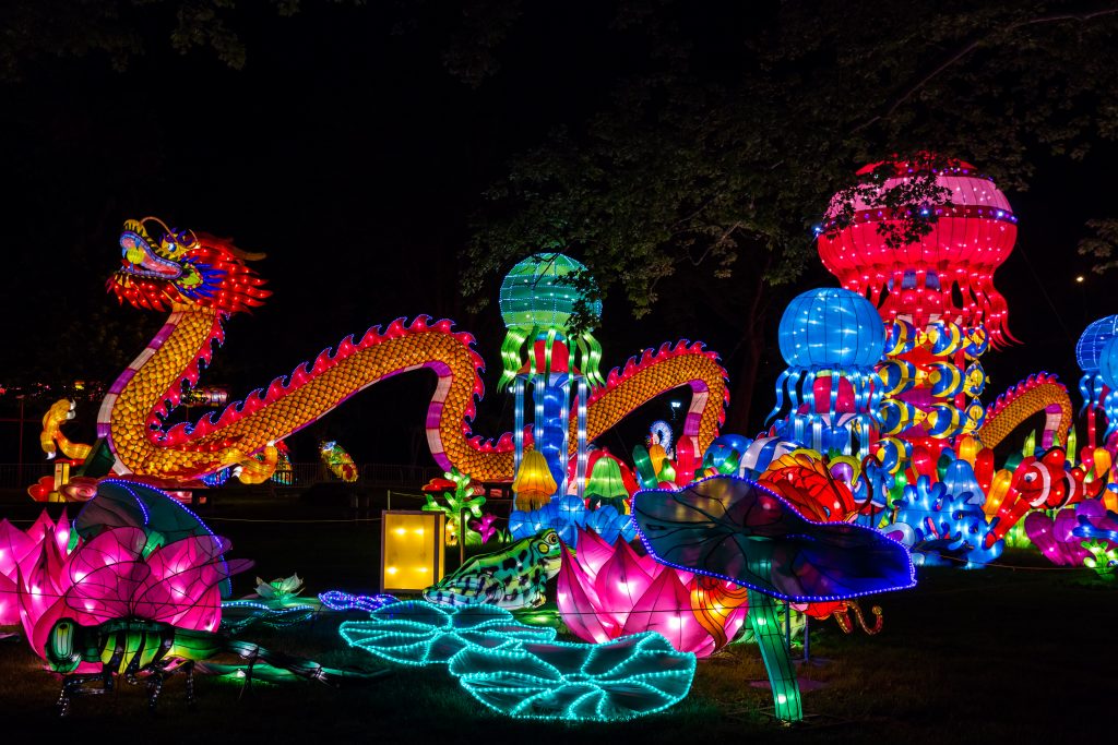 Philadelphia Chinese Lantern Festival Returns to Franklin Square